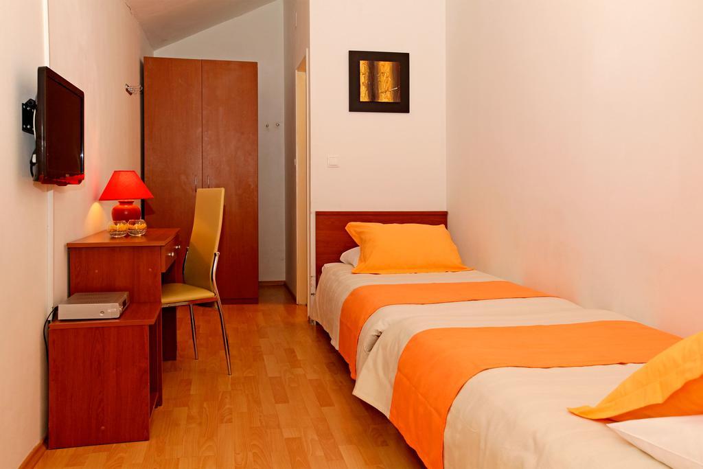 Guest House Kod Peskarije Vela Luka Δωμάτιο φωτογραφία